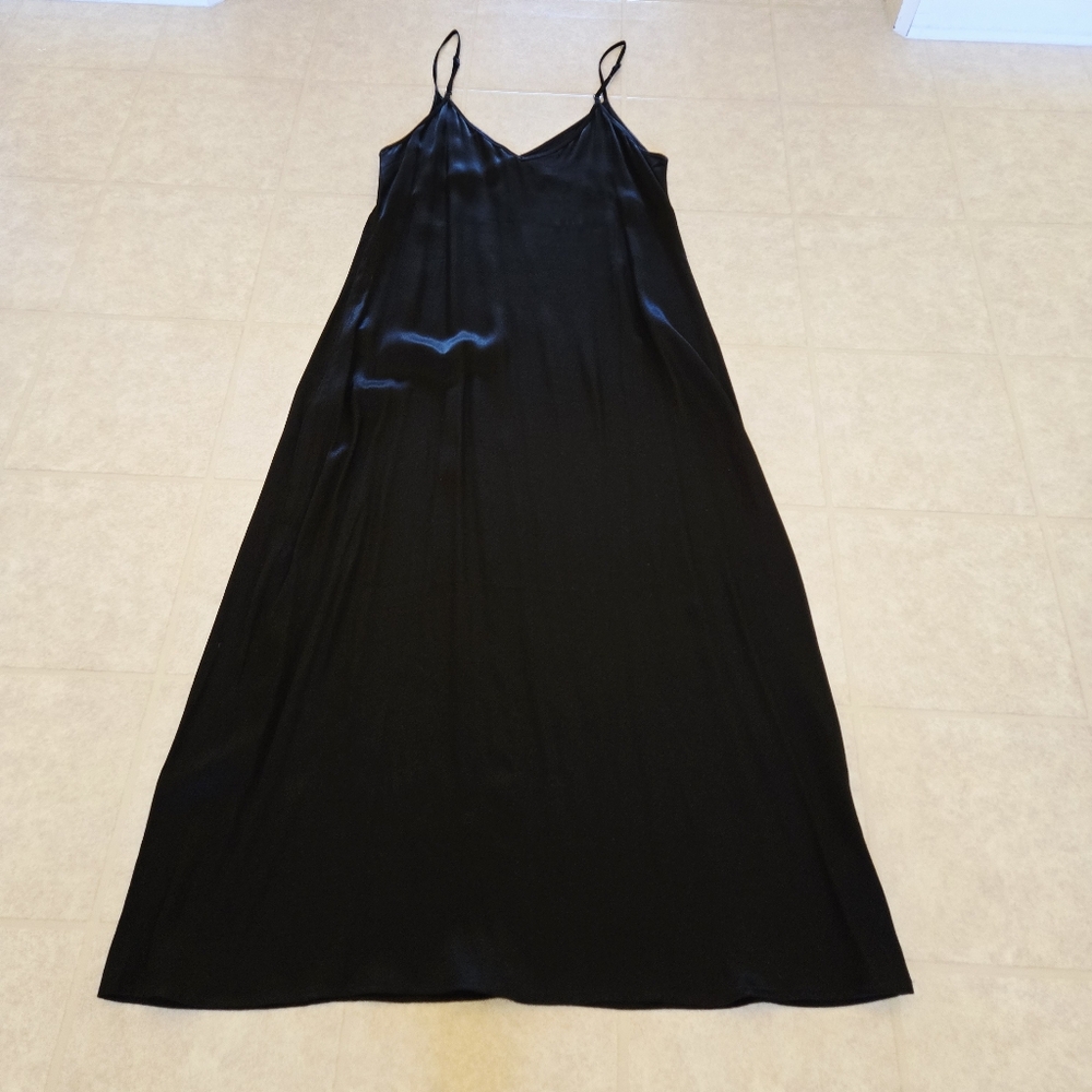 H&M Slip 100% Viscose Dress Women's Black Midi Side Zipper Flowy Drape Size US 8 - Picture 5 of 8